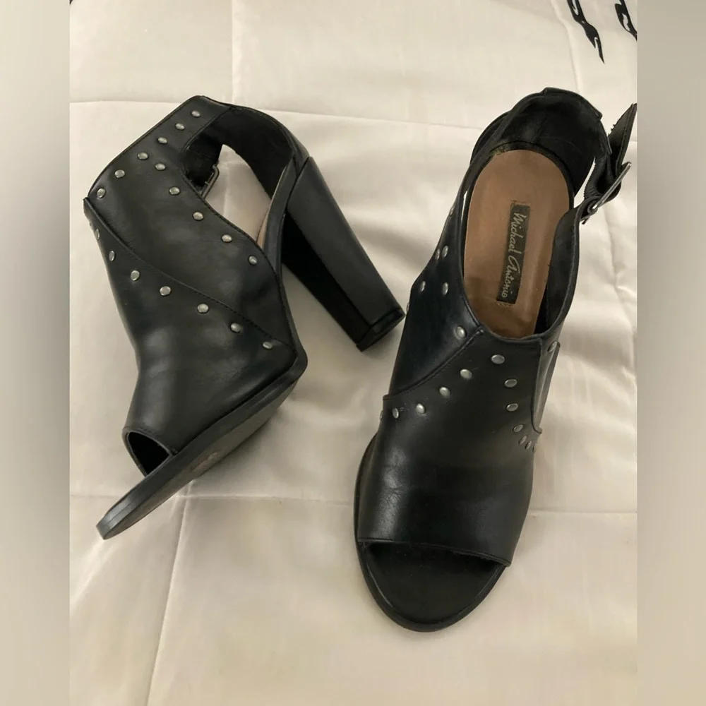 Michael Antonio size 9 heels great condition. Worn only a couple times. - Picture 6 of 6